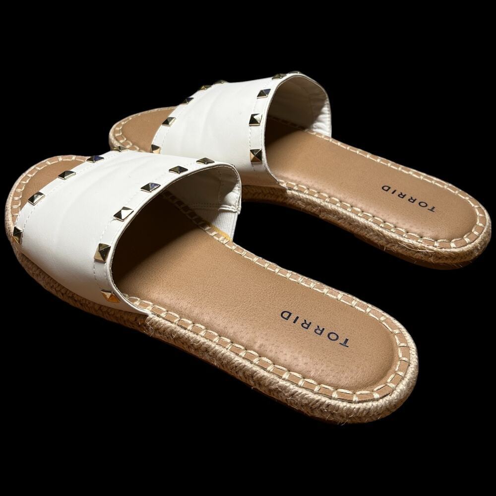Torrid Women's Size 9WW White Leather Espadrilles Gold Studs Slides Plus Size - Picture 3 of 12